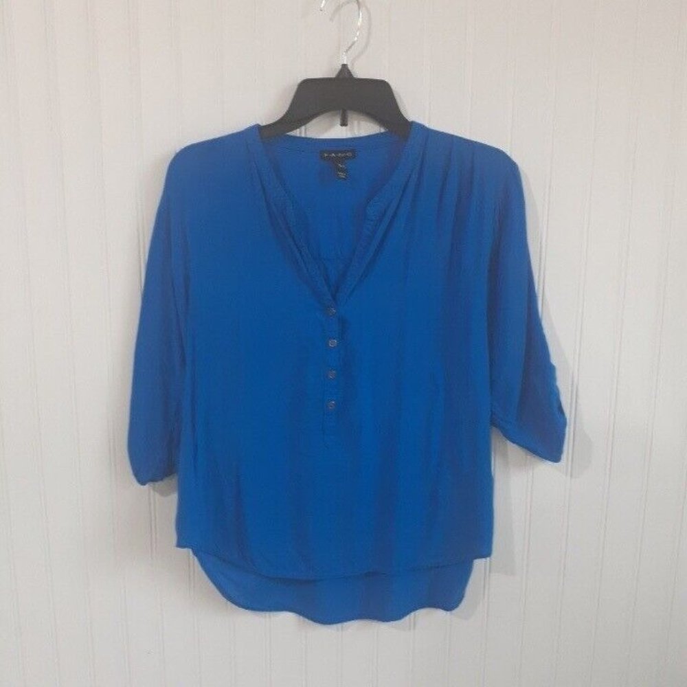 FANG Womens Small Royal Blue 1/4 Button‎ Blouse Hi Lo Hem